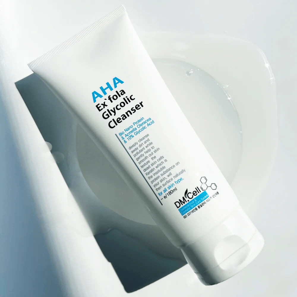 AHA Exfola Glycolic Cleanser 10% – Nettoyant exfoliant & éclat | DM.Cell